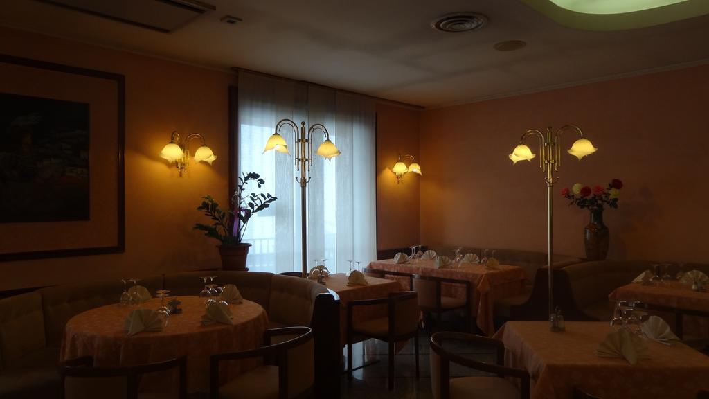 Le Gronde Hotel Cava Manara Exterior foto